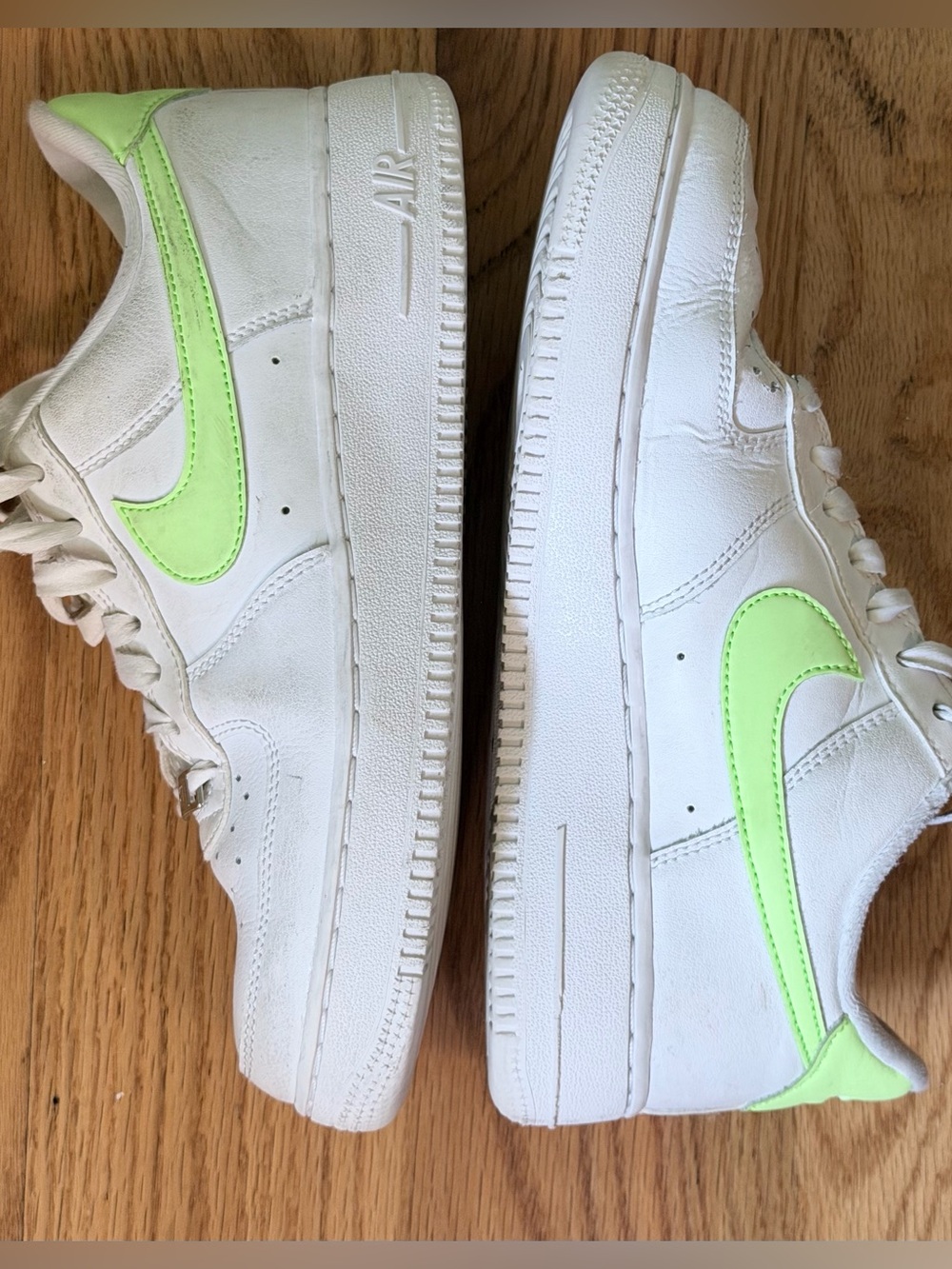 Nike Air Force 1 Low White Volt Green Swoosh Women’s 7.5